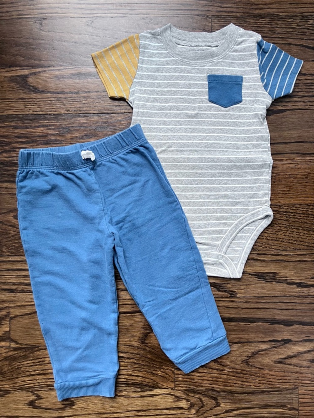 Carter’s Two-piece Outfit